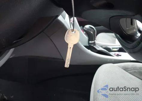 2013 Hyundai Sonata Gls z USA, uszkodzony, nr VIN 5NPEB4ACXDH752572